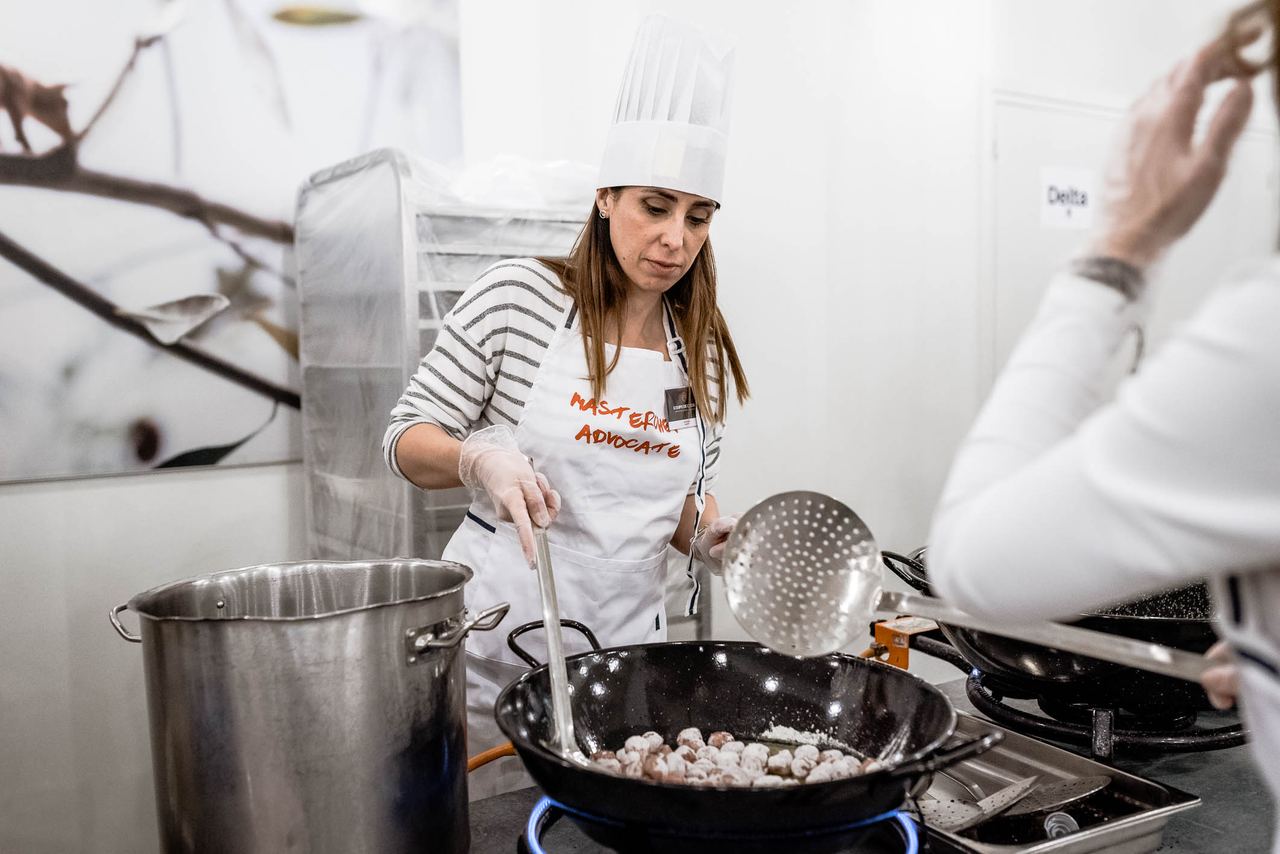 Escena de l'esdeveniment Isdin Team Building MasterChef a Barcelona — producció Bacus Events