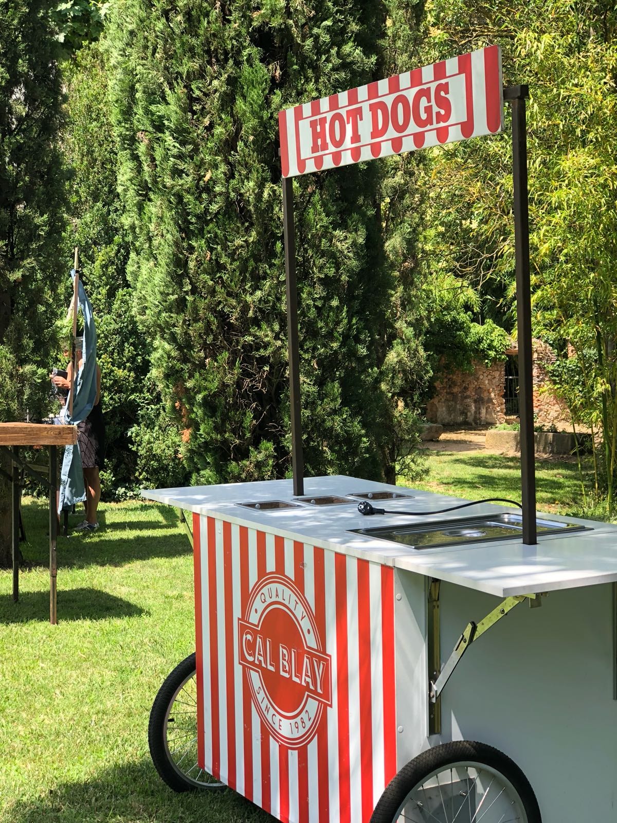 Escena de la summer party de Louis Vuitton a les comarques de Girona — producció Bacus Events