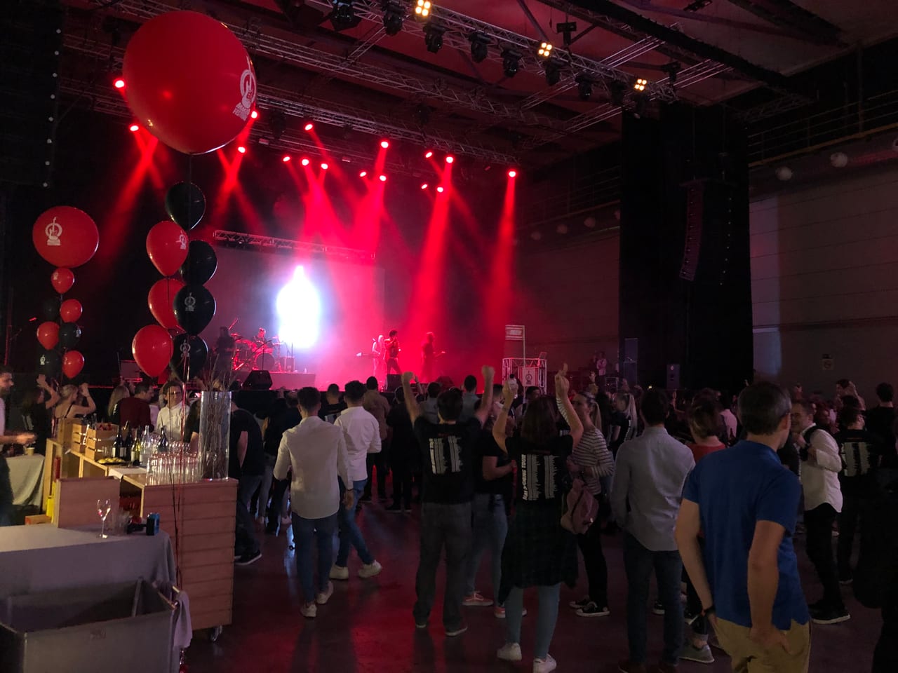 Escena de l'esdeveniment MediaMarkt Festival a Barcelona — producció Bacus Events