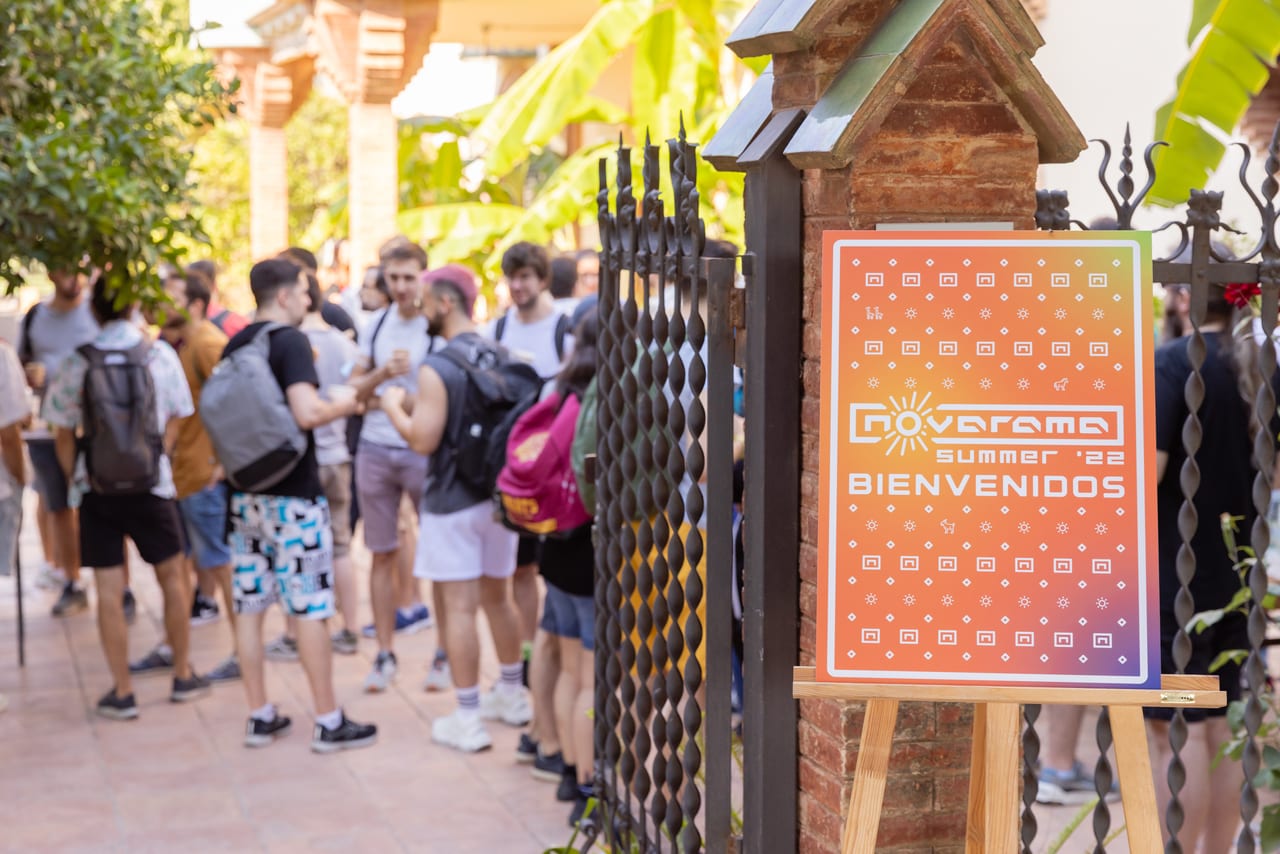 Escena de l'esdeveniment Novarama Summer a Clos La Plana — producció Bacus Events
