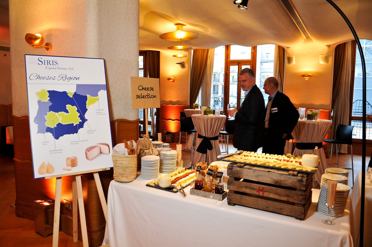 Escena de l'esdeveniment Siris Capital · Wine Tasting Casa Batlló a Barcelona — producció Bacus Events