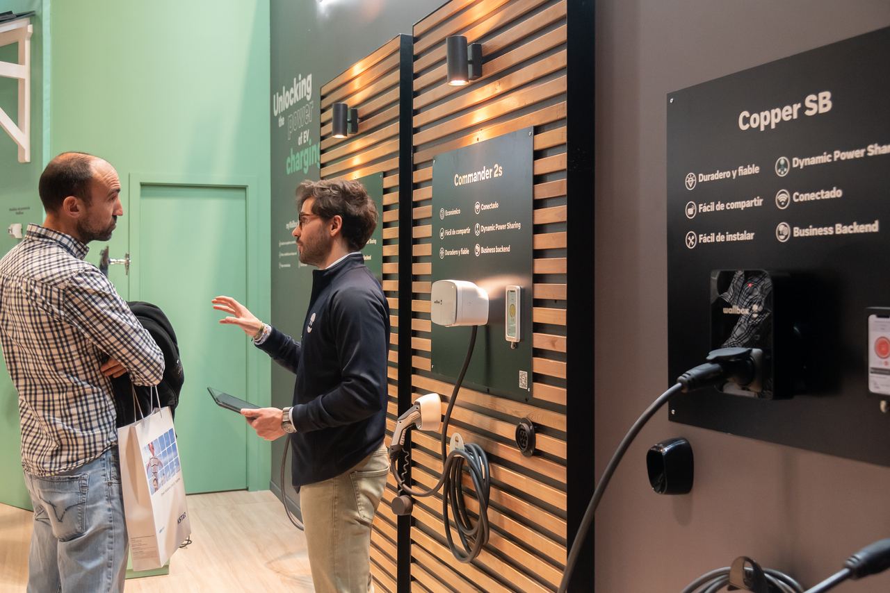 Escena de l'esdeveniment Wallbox Stand Genera a Madrid — producció Bacus Events